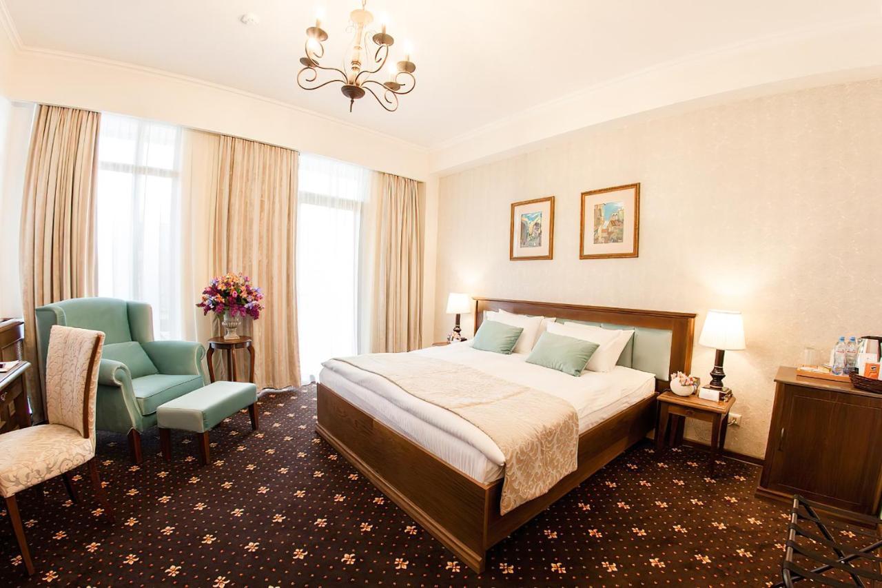 Reikartz Avlabari Tbilisi Hotell Exteriör bild