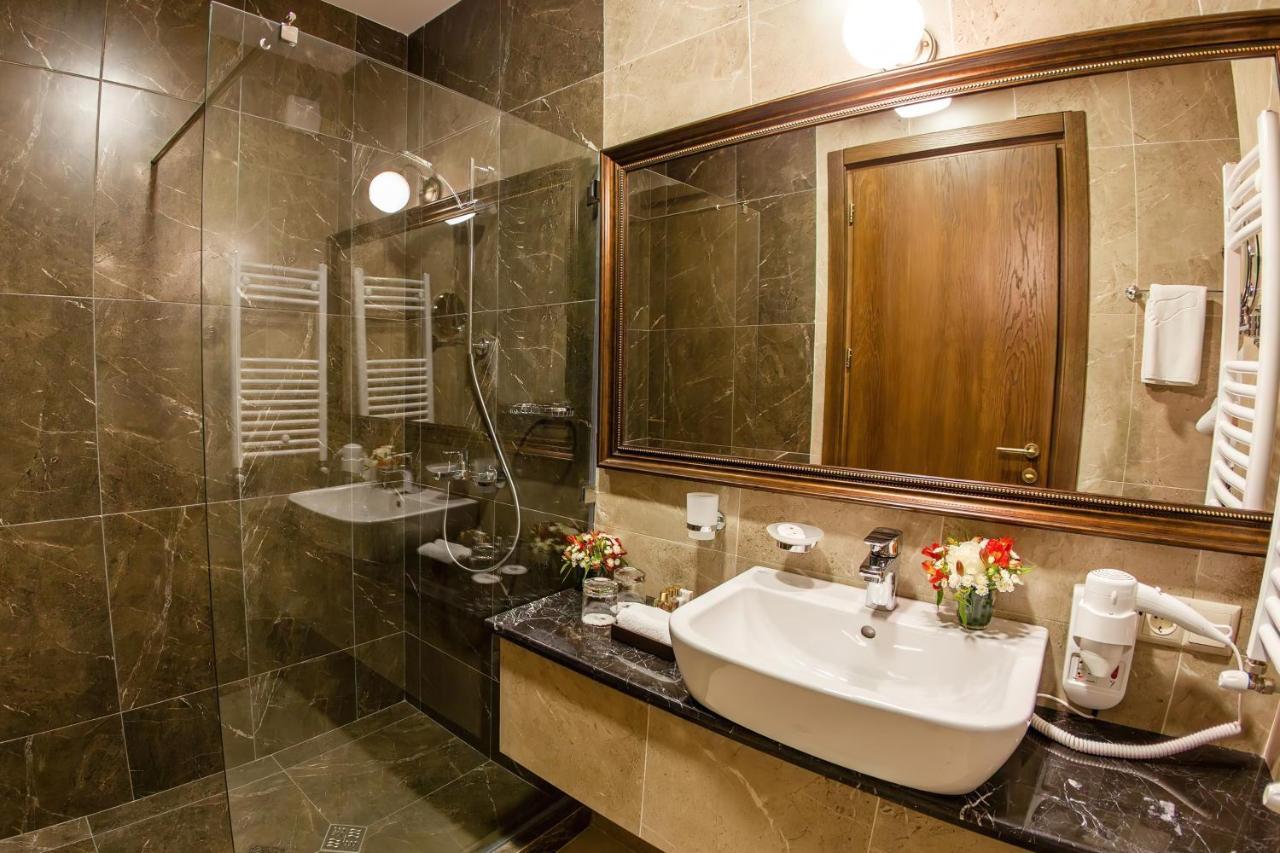 Reikartz Avlabari Tbilisi Hotell Exteriör bild