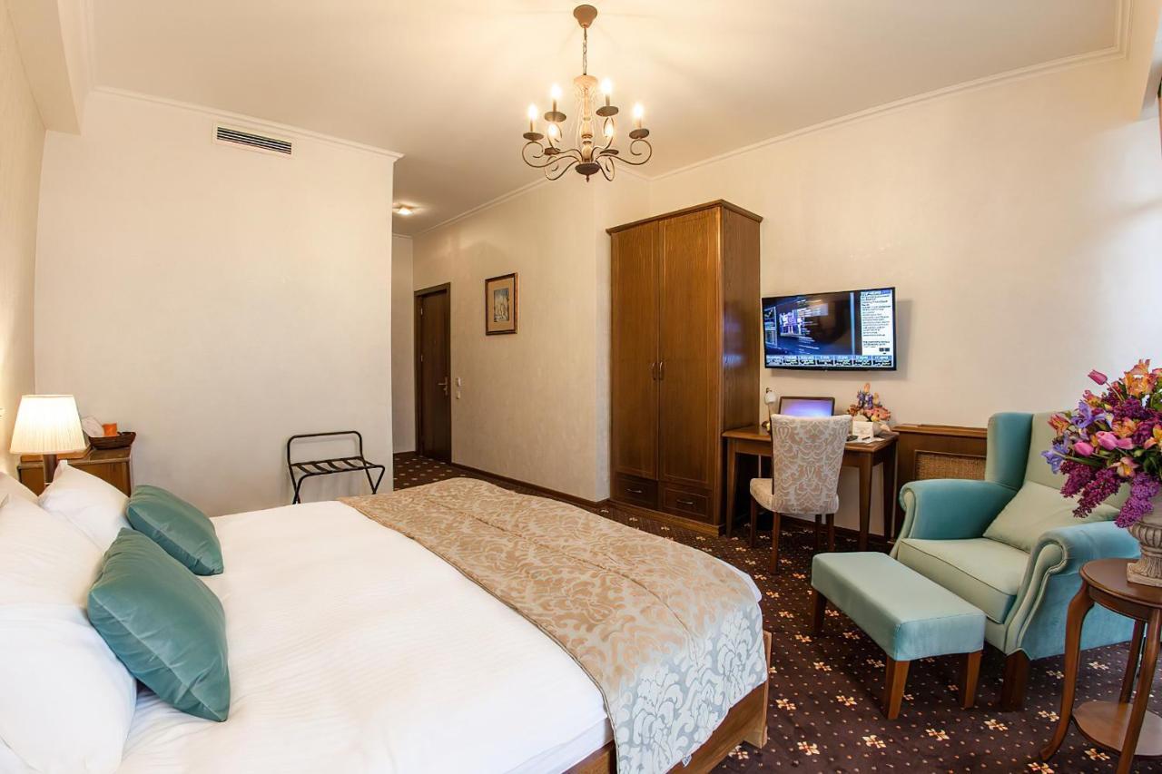Reikartz Avlabari Tbilisi Hotell Exteriör bild