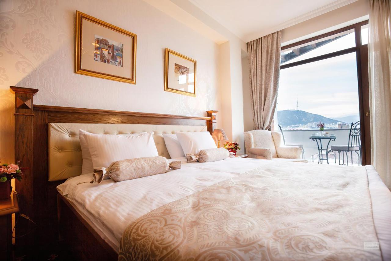 Reikartz Avlabari Tbilisi Hotell Exteriör bild