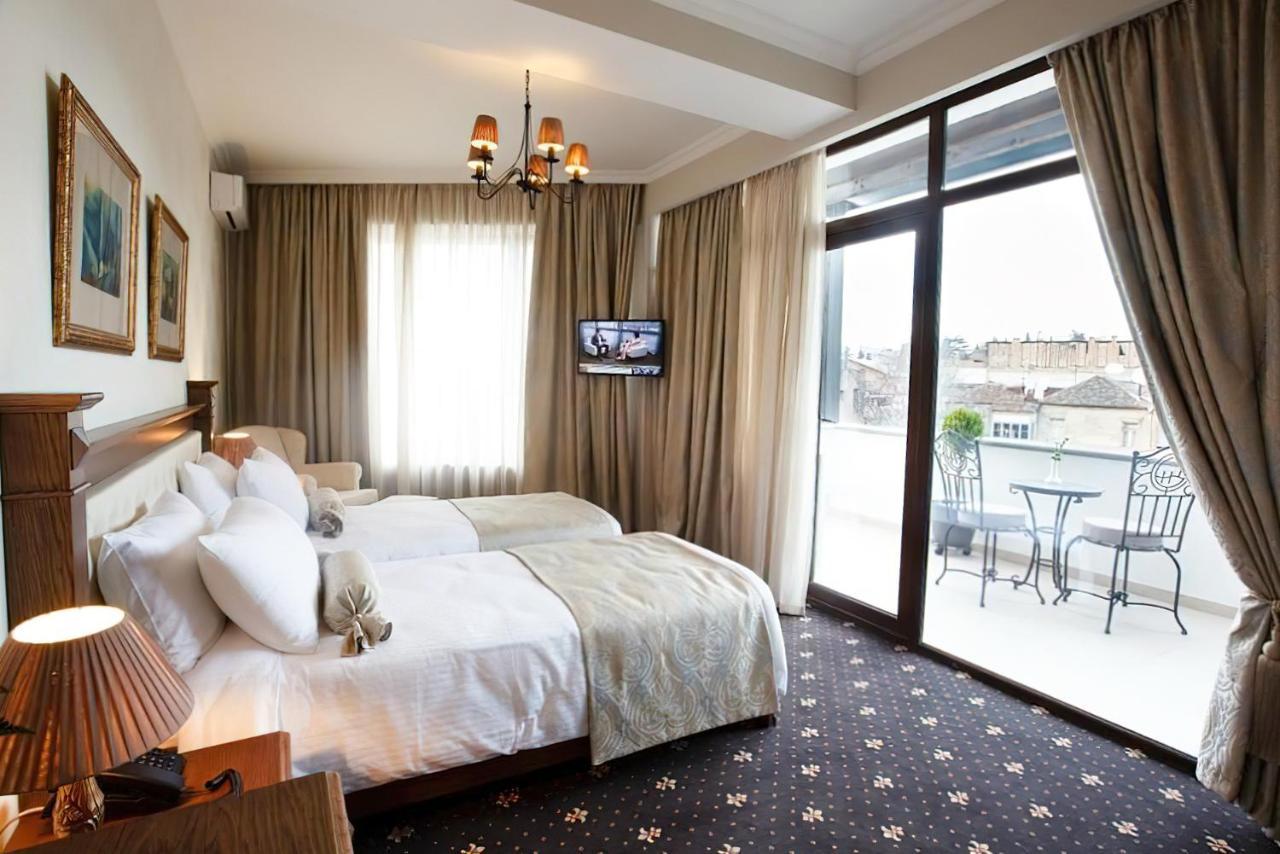 Reikartz Avlabari Tbilisi Hotell Exteriör bild